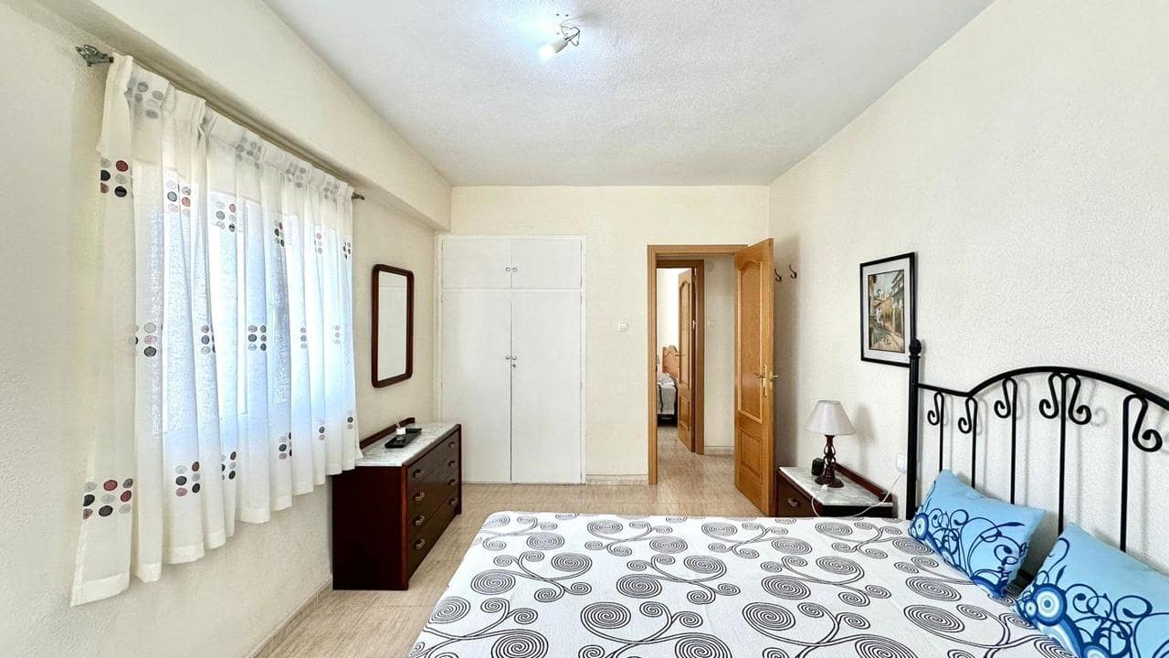 Apartamento de 3 habitaciones en Torrevieja en venta - 154.900 € (Ref: 9761764)