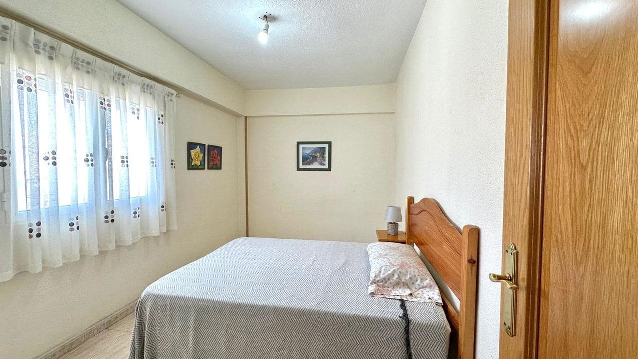 Apartamento de 3 habitaciones en Torrevieja en venta - 154.900 € (Ref: 9761764)