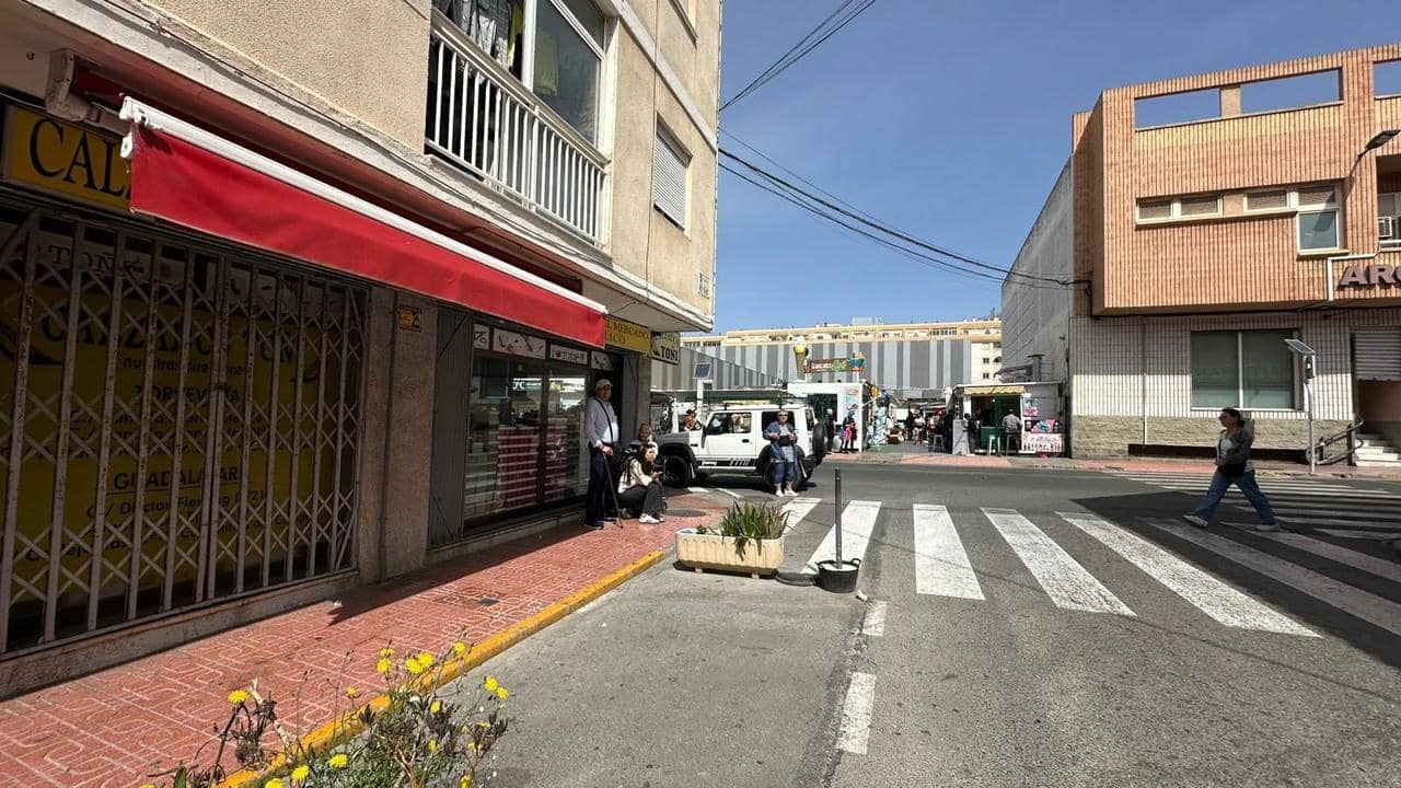 Apartamento de 3 habitaciones en Torrevieja en venta - 154.900 € (Ref: 9761764)