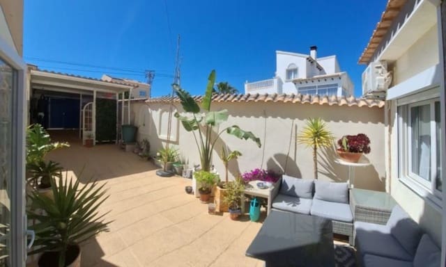 3 makuuhuone Huvila myytävänä paikassa Dehesa de Campoamor, Orihuela - 369 995 € (Ref: 9761768)