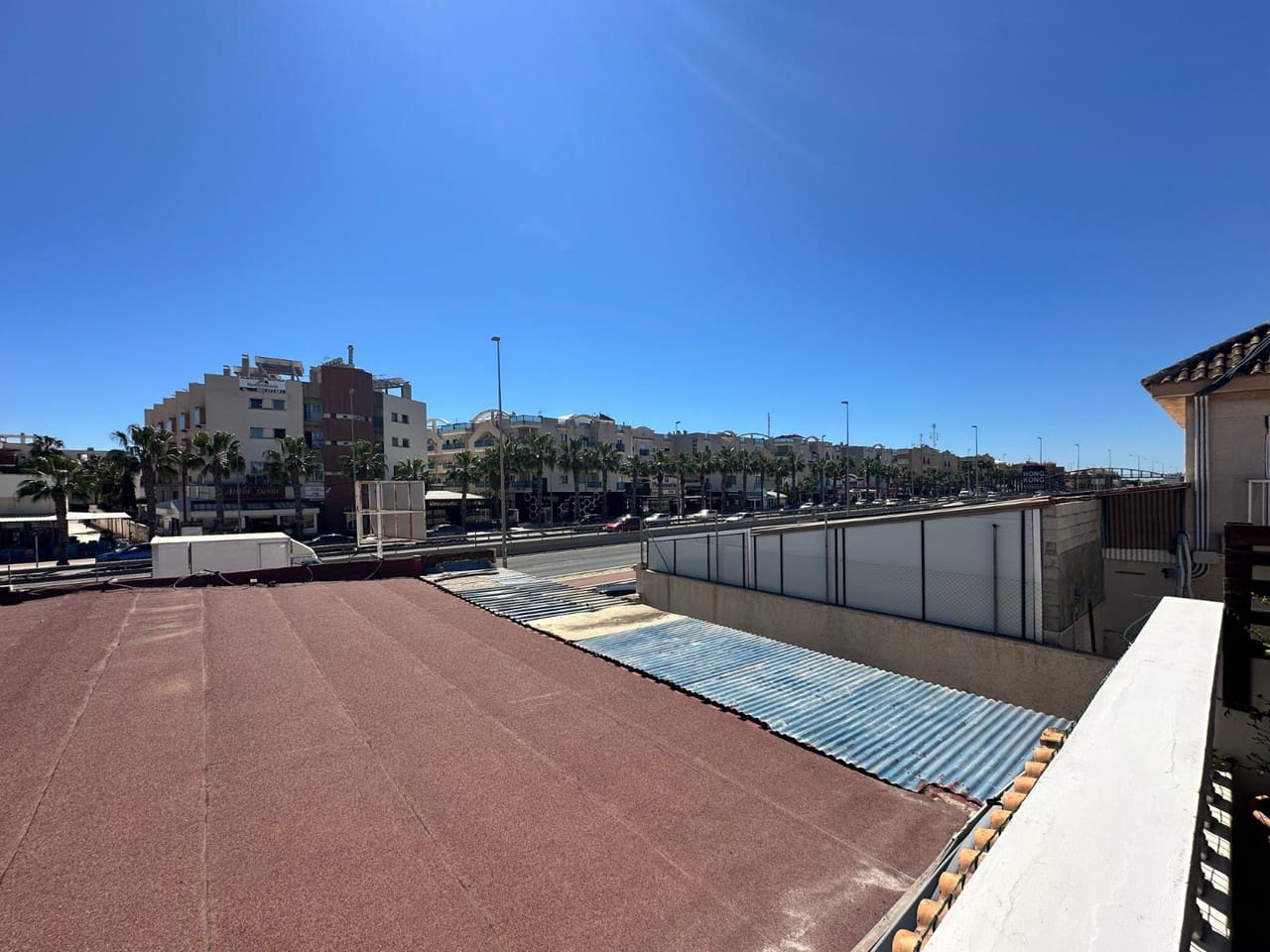 Bungalow de 2 habitaciones en Orihuela Costa en venta - 139.900 € (Ref: 9761771)