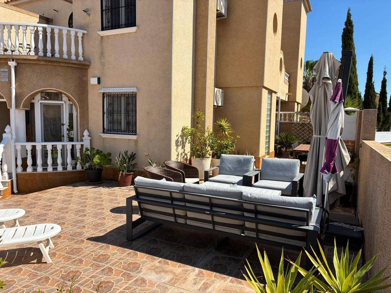 3 sypialnia Willa na sprzedaż w Filipinas z basenem - 249 950 € (Ref: 9763534)