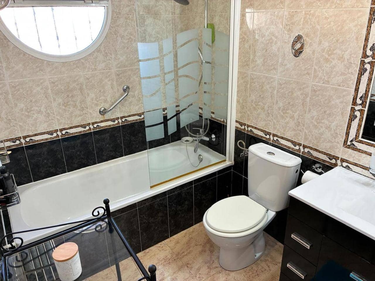 3 sypialnia Willa na sprzedaż w Filipinas z basenem - 249 950 € (Ref: 9763534)