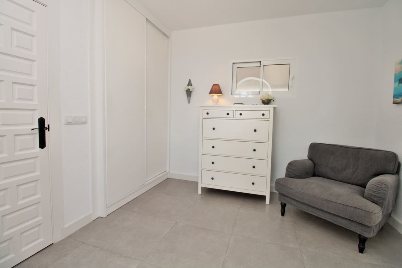 3 sypialnia Willa na sprzedaż w Villamartin z basenem - 499 000 € (Ref: 9763536)