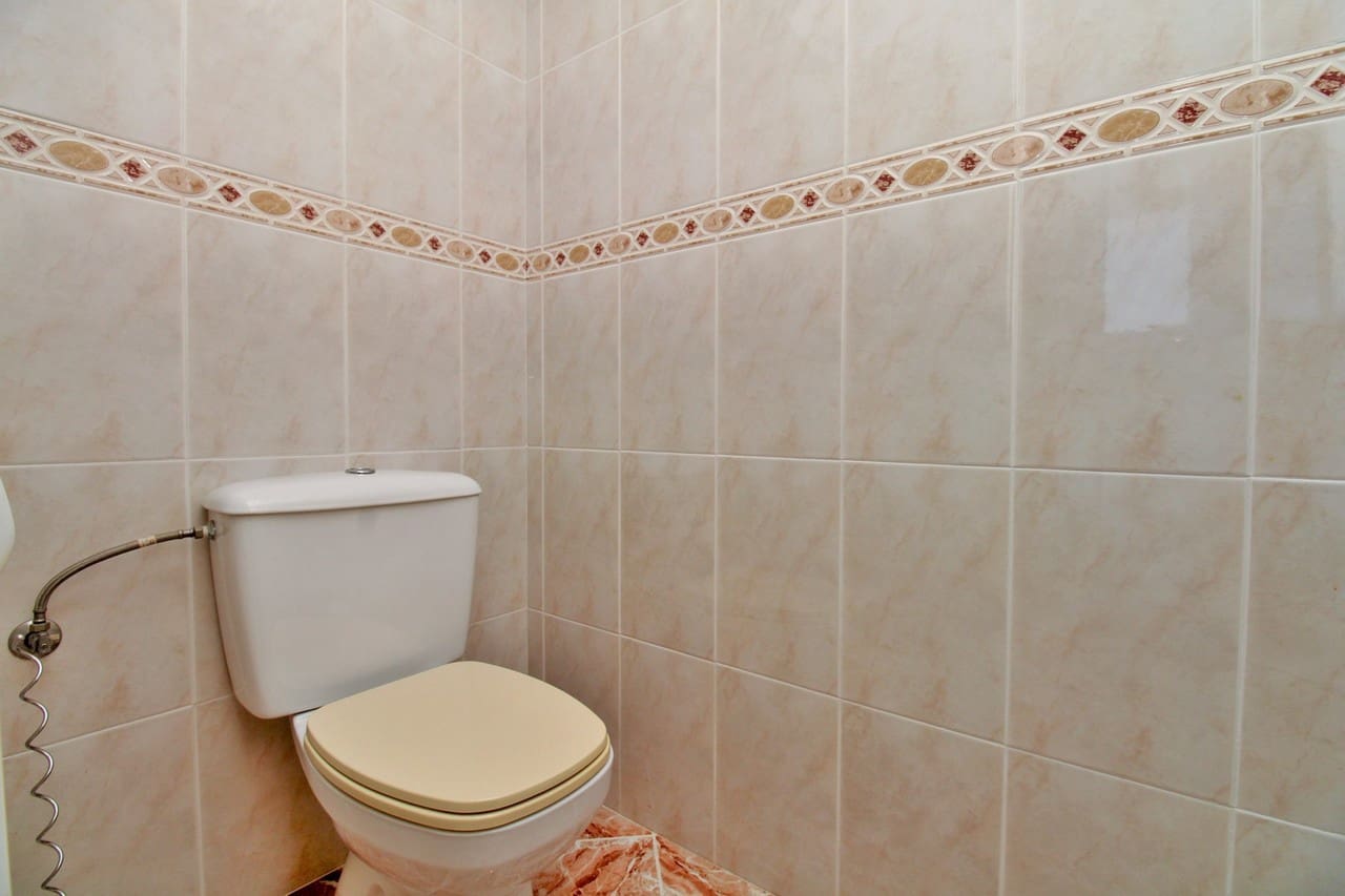 3 sypialnia Willa na sprzedaż w Villamartin z basenem - 499 000 € (Ref: 9763536)