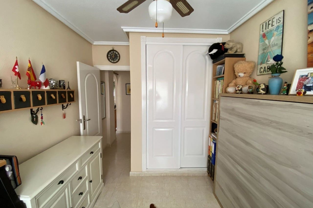 2 soveværelse Lejlighed til salg i Dona Pepa med swimmingpool - € 189.995 (Ref: 9763537)