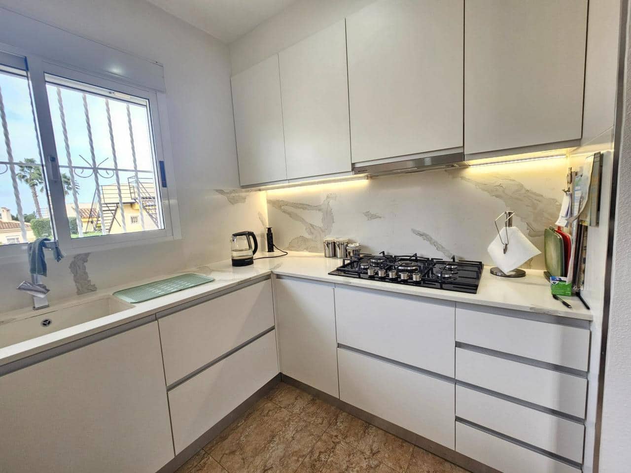 3 chambre Villa/Maison à vendre à Benijofar avec piscine - 299 000 € (Ref: 9765077)