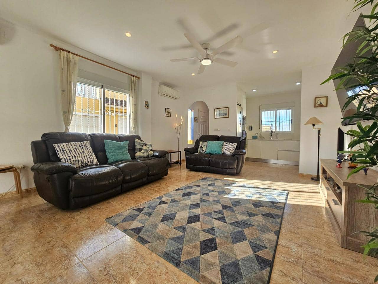 3 chambre Villa/Maison à vendre à Benijofar avec piscine - 299 000 € (Ref: 9765077)