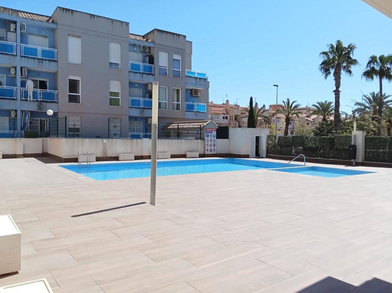 1 soverom Leilighet til salgs i Torrevieja med svømmebasseng - € 175 000 (Ref: 9765080)