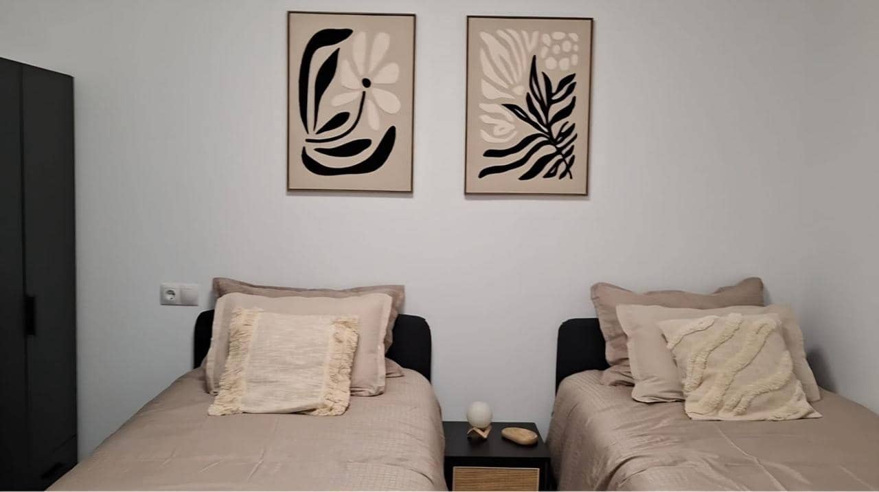 2 soverom Leilighet til salgs i Torrevieja - € 279 000 (Ref: 9765086)