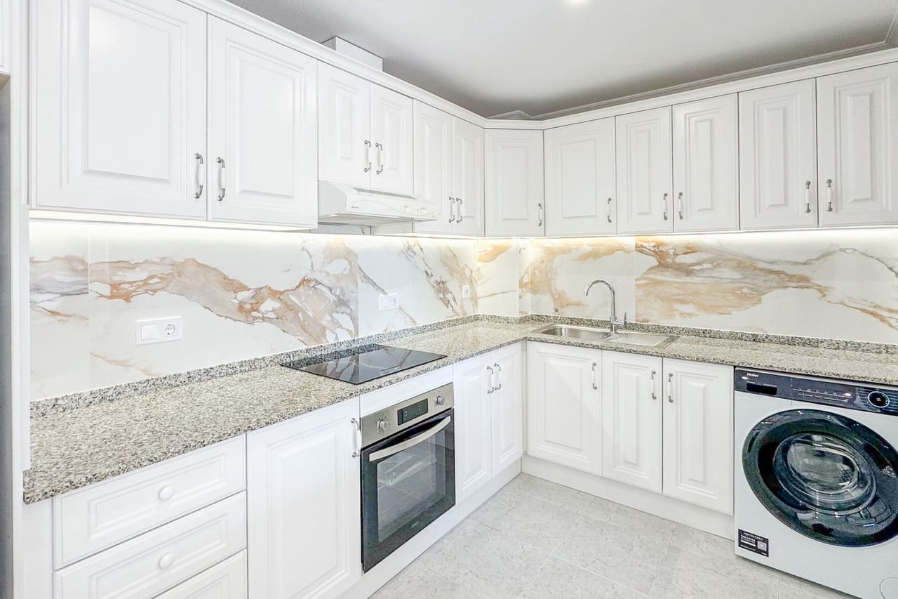 Apartamento de 2 habitaciones en Orihuela Costa en venta con piscina - 249.000 € (Ref: 9765089)