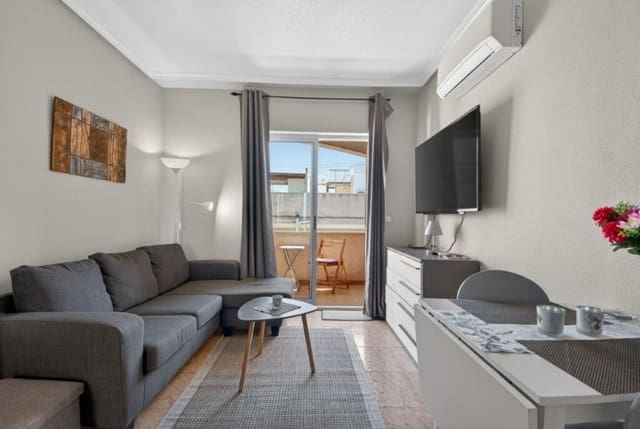 2 soverom Penthouse til salgs i El Molino, Torrevieja med svømmebasseng - € 149 000 (Ref: 9770348)