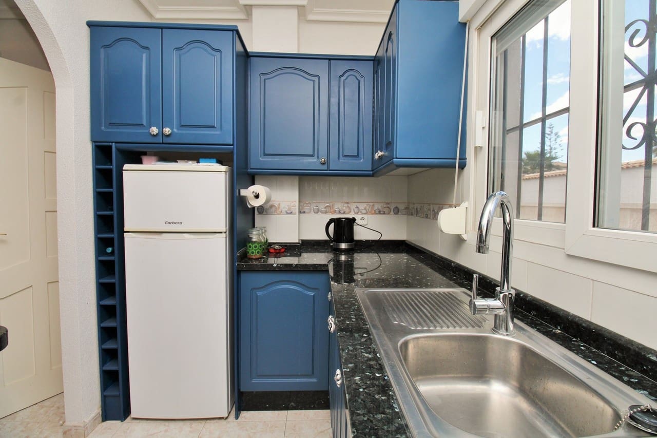 3 chambre Maison de Ville à vendre à Playa Flamenca avec piscine - 249 950 € (Ref: 9780247)