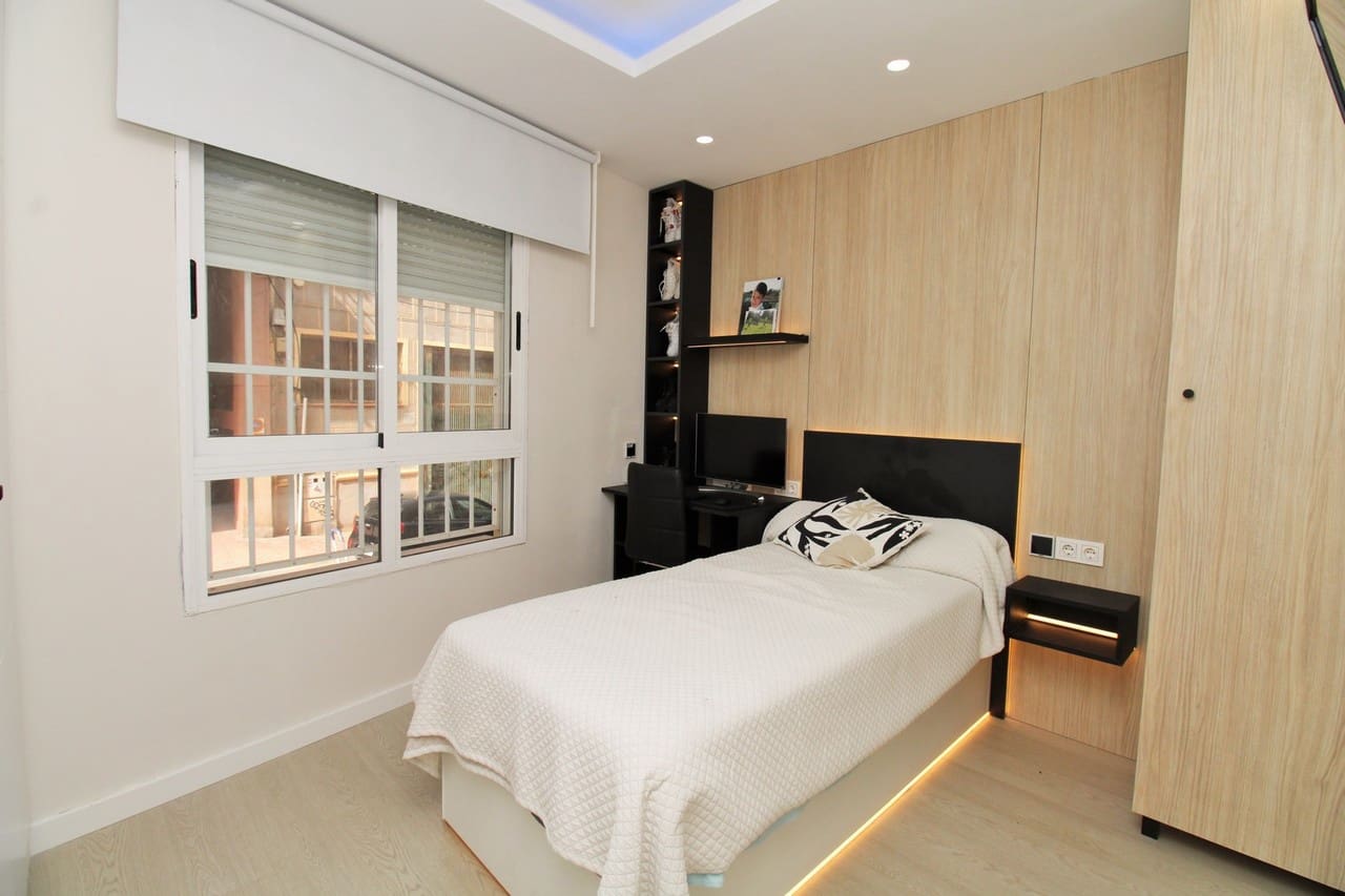 3 camera da letto Appartamento in vendita in Torrevieja - 280.000 € (Rif: 9780249)