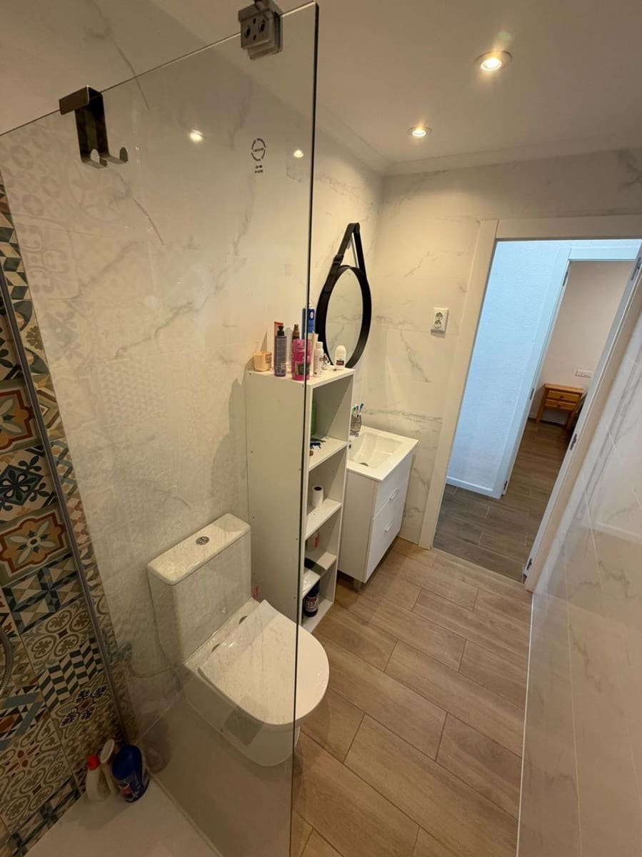 2 Zimmer Apartment zu verkaufen in Torrevieja mit Pool - 169.000 € (Ref: 9780251)