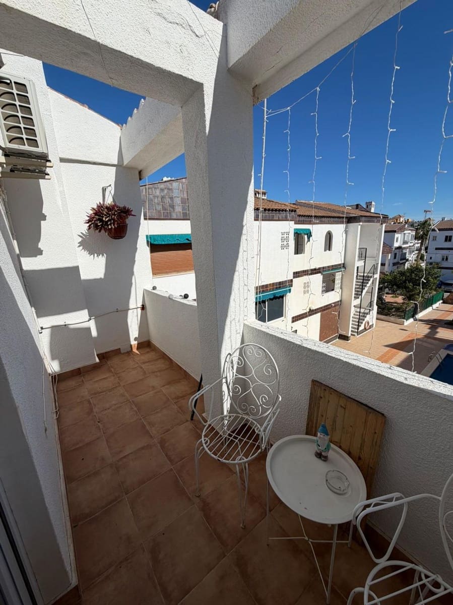 2 Zimmer Apartment zu verkaufen in Torrevieja mit Pool - 169.000 € (Ref: 9780251)