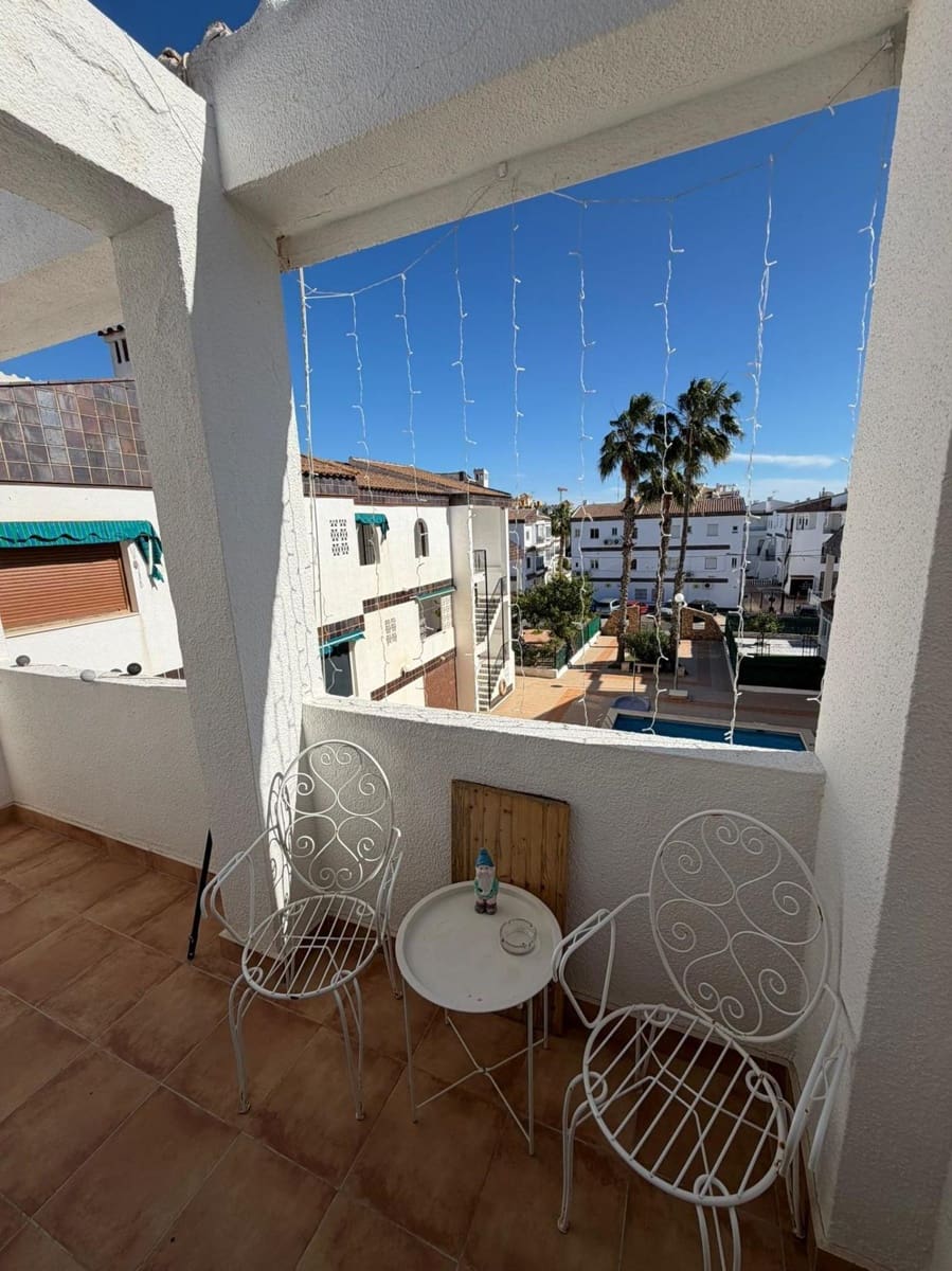 2 Zimmer Apartment zu verkaufen in Torrevieja mit Pool - 169.000 € (Ref: 9780251)