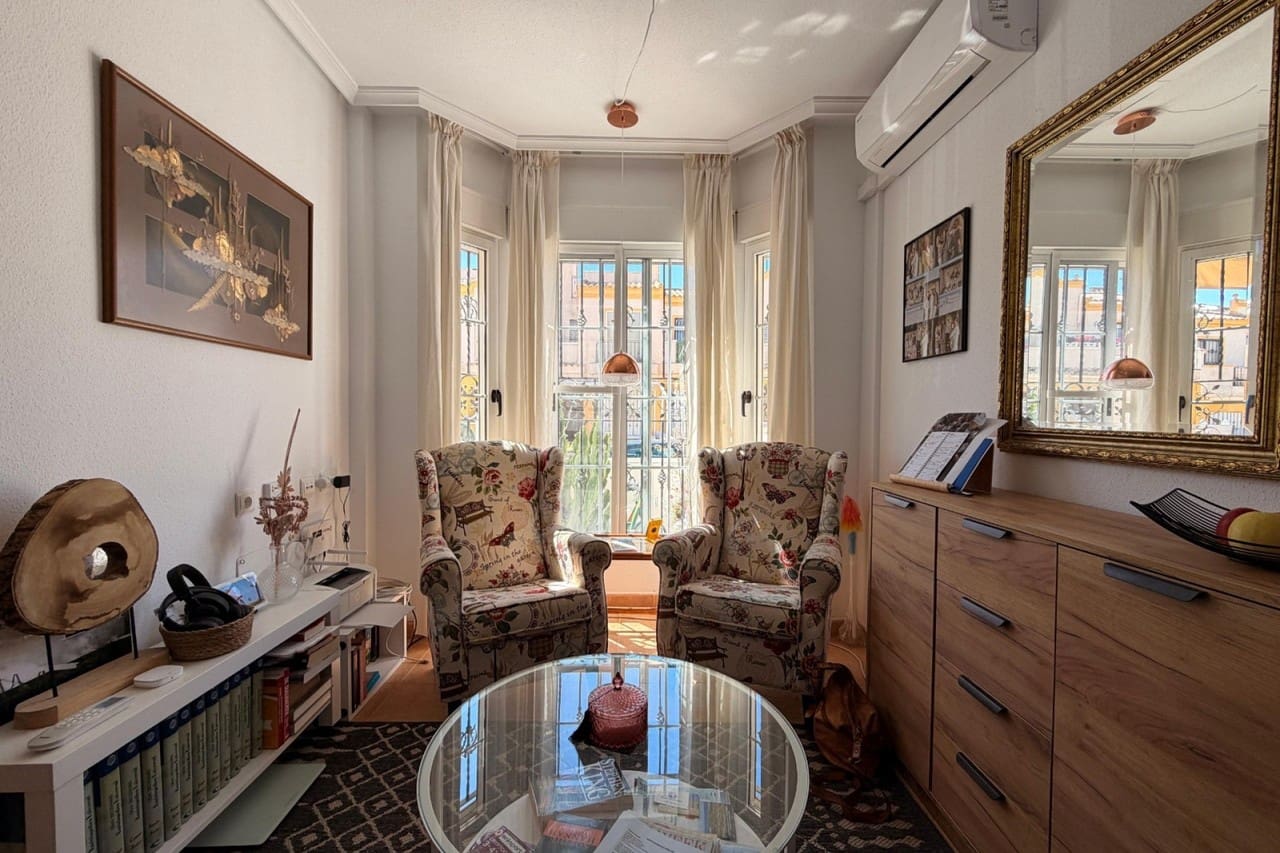 3 sypialnia Dom na sprzedaż w El Raso z basenem - 195 000 € (Ref: 9780257)