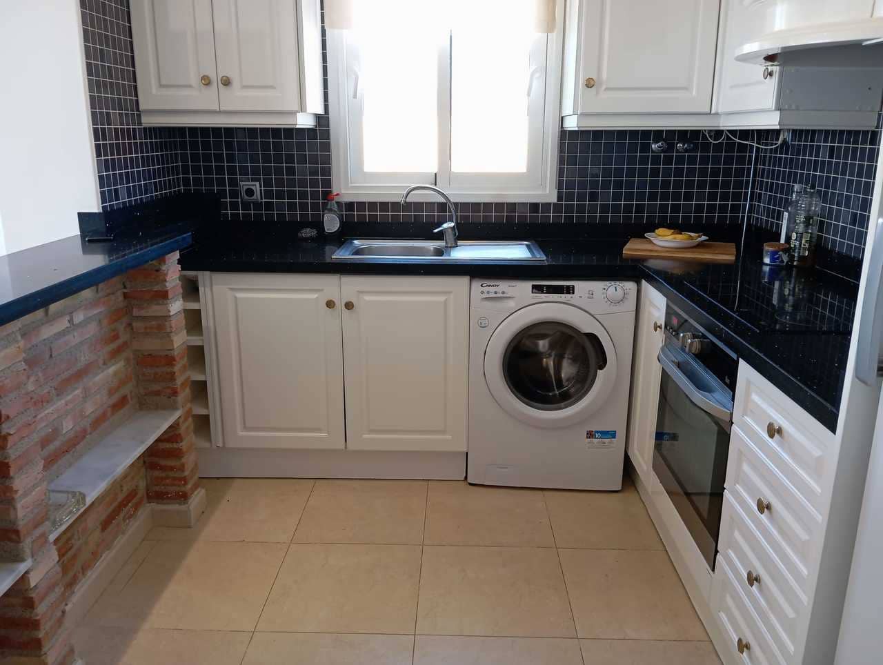 2 slaapkamer Appartement te koop in Villamartin met zwembad garage - € 190.000 (Ref: 9780258)