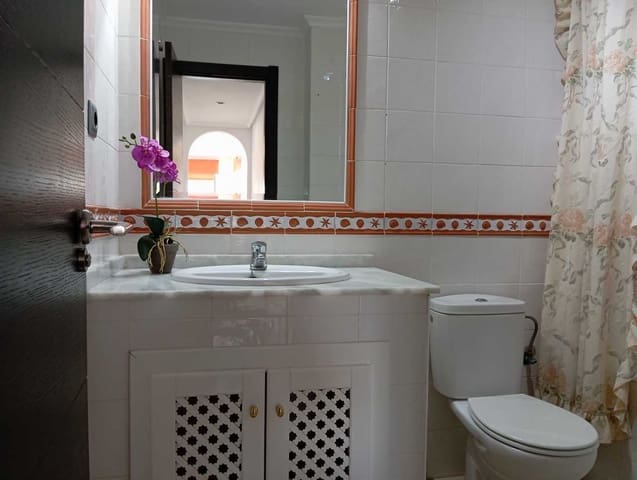 2 slaapkamer Appartement te koop in Villamartin, Orihuela met zwembad garage - € 190.000 (Ref: 9780258)