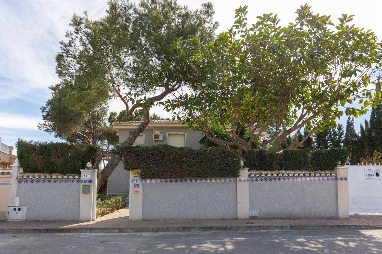 Chalet de 5 habitaciones en Rojales en venta con piscina - 565.000 € (Ref: 9783119)