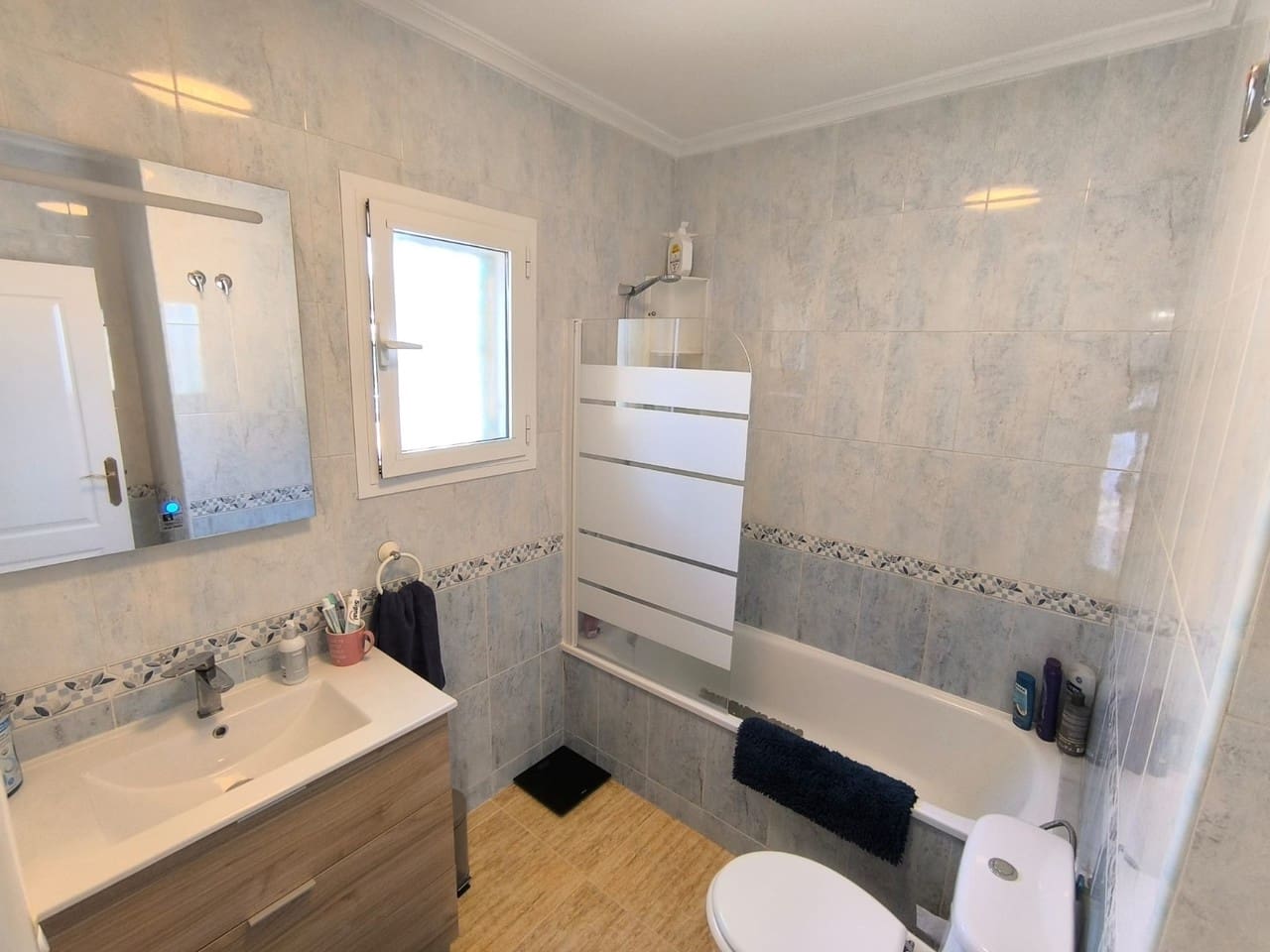 3 sypialnia Willa na sprzedaż w El Raso - 329 995 € (Ref: 9783121)