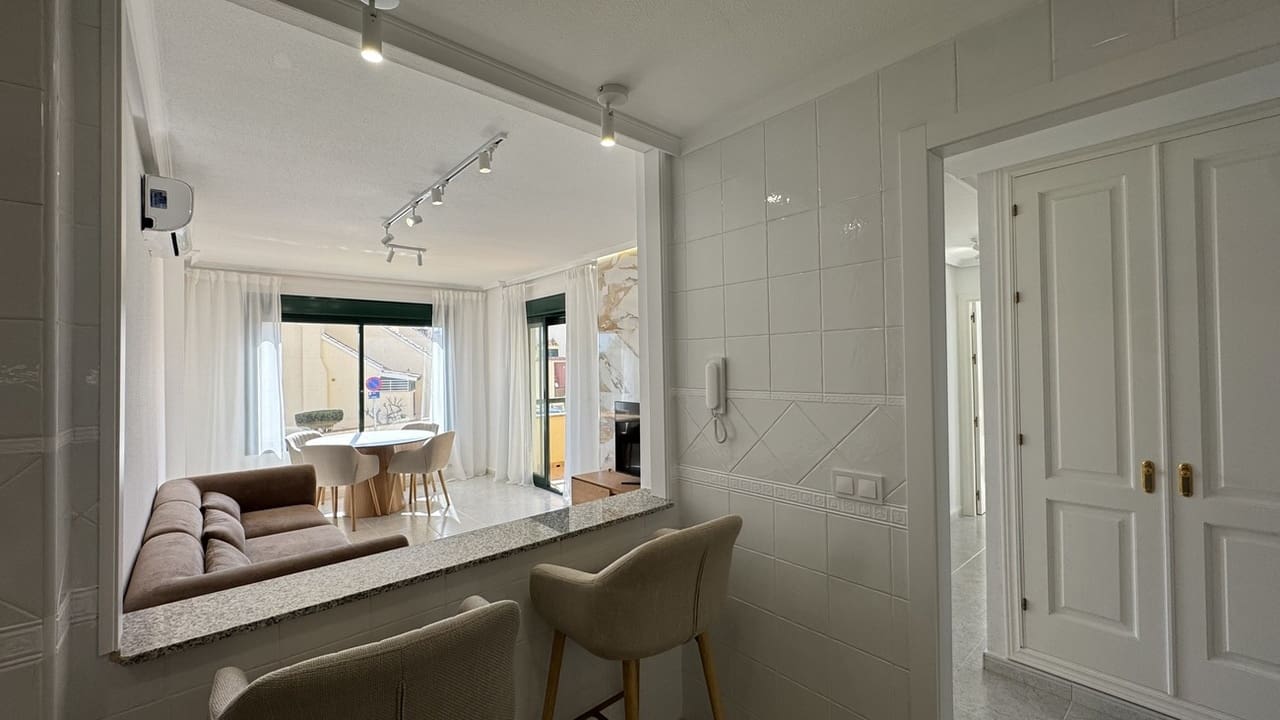 2 bedroom Apartment for sale in Campoamor with pool - € 249,000 (Ref: 9783123)