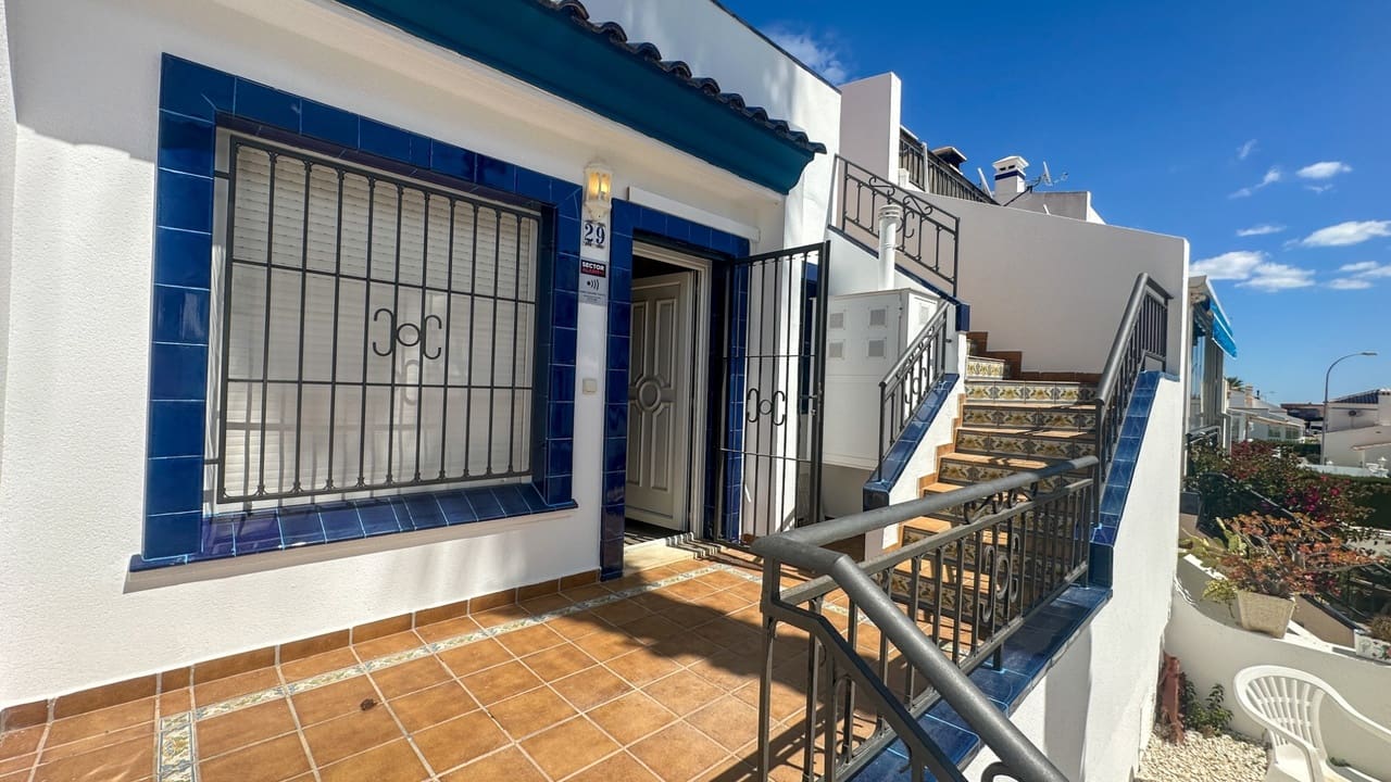 Casa de 2 habitaciones en Orihuela Costa en venta - 229.000 € (Ref: 9783125)