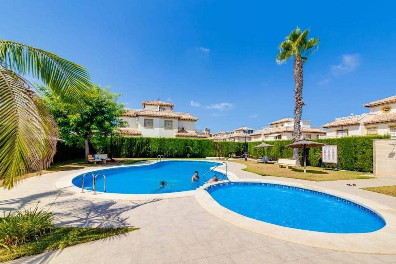 2 slaapkamer Huis te koop in Orihuela Costa - € 205.000 (Ref: 9783127)