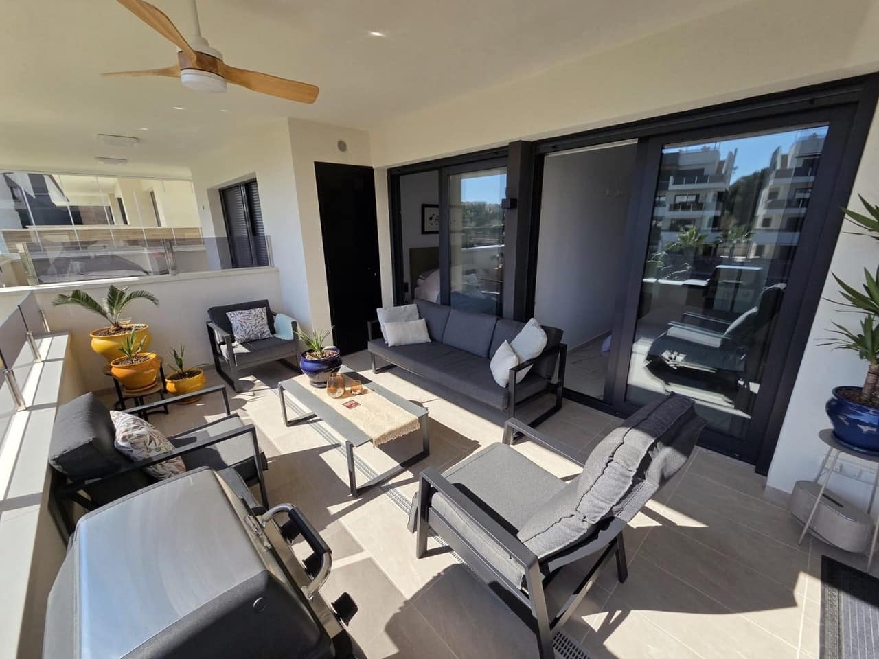 Apartamento de 2 habitaciones en Orihuela Costa en venta - 299.900 € (Ref: 9783128)