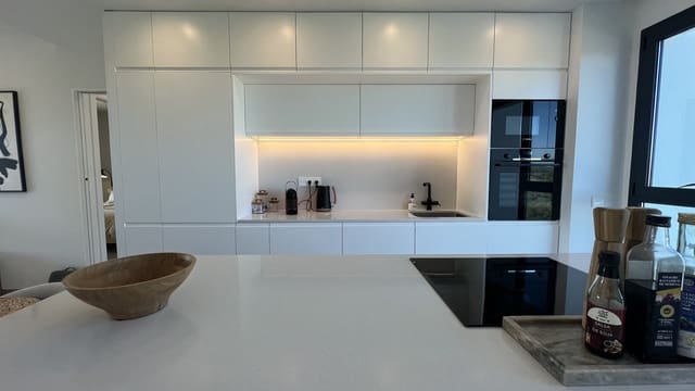 2 chambre Appartement à vendre à Las Colinas Golf, Orihuela - 395 000 € (Ref: 9783129)