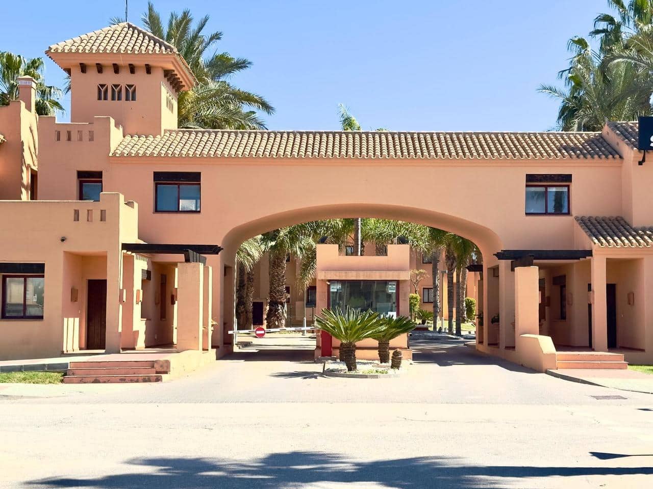 1 soveværelse Lejlighed til salg i Los Alcazares med swimmingpool - € 129.000 (Ref: 9783641)