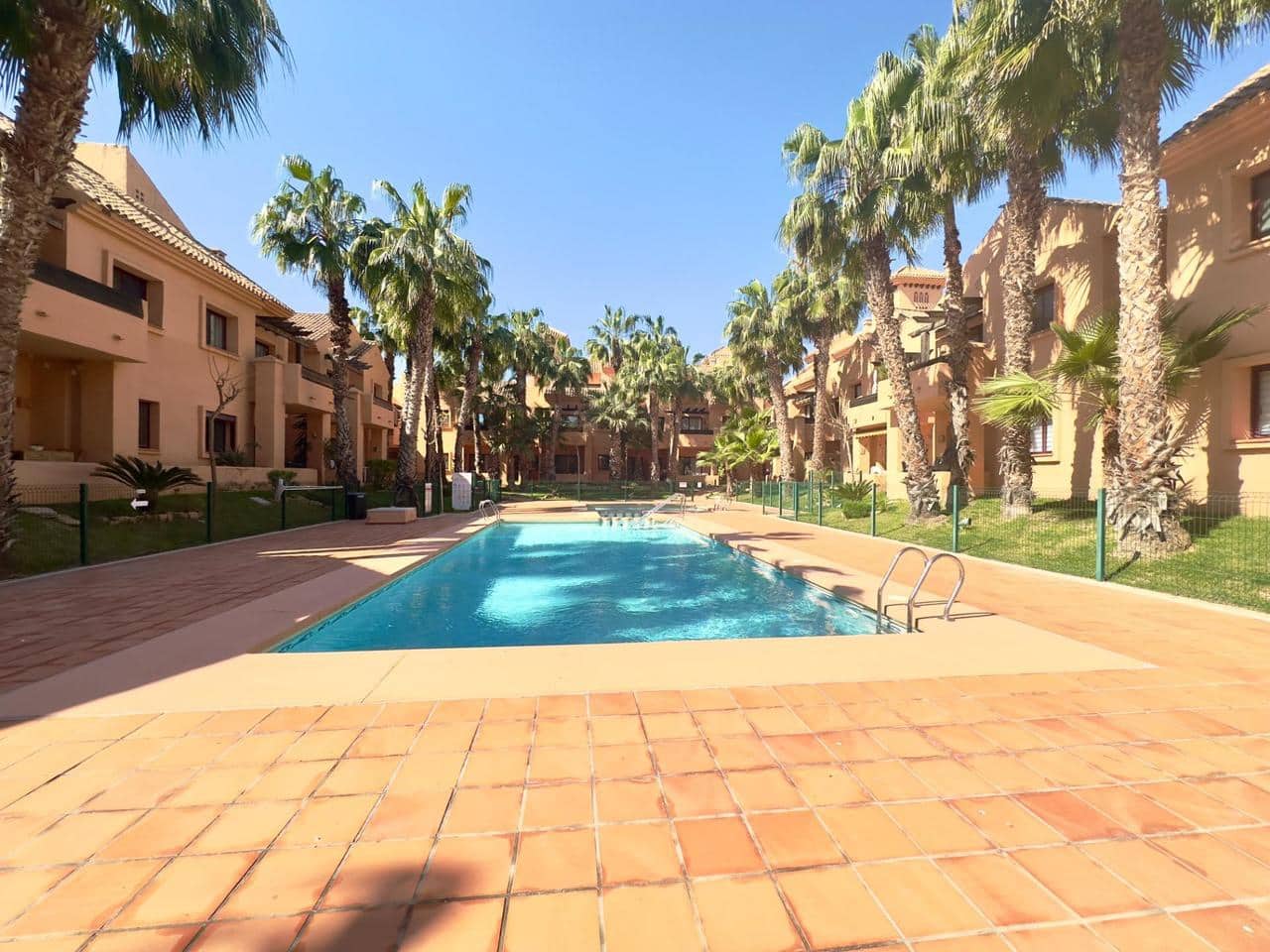 1 soveværelse Lejlighed til salg i Los Alcazares med swimmingpool - € 129.000 (Ref: 9783641)