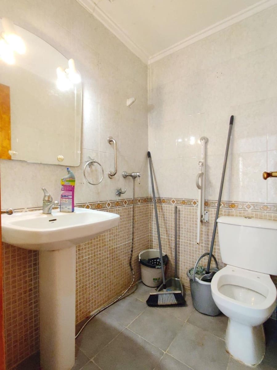 3 chambre Penthouse à vendre à Torrevieja avec piscine - 160 000 € (Ref: 9783645)