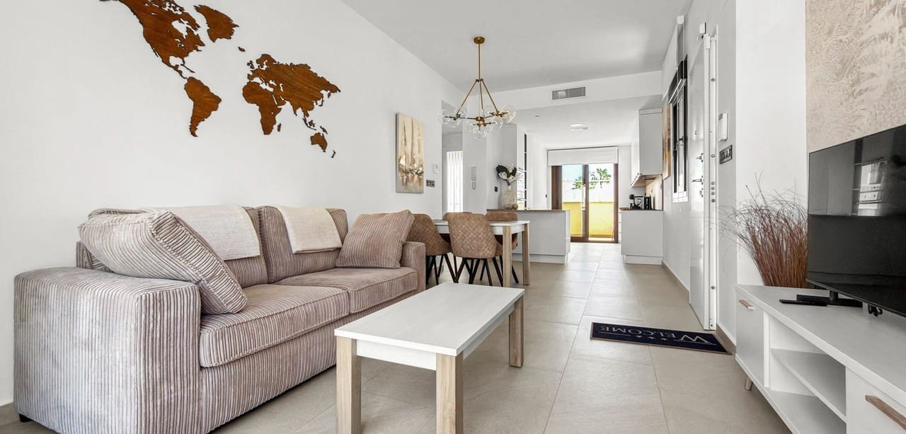 2 slaapkamer Appartement te koop in Torrevieja - € 312.500 (Ref: 9783647)