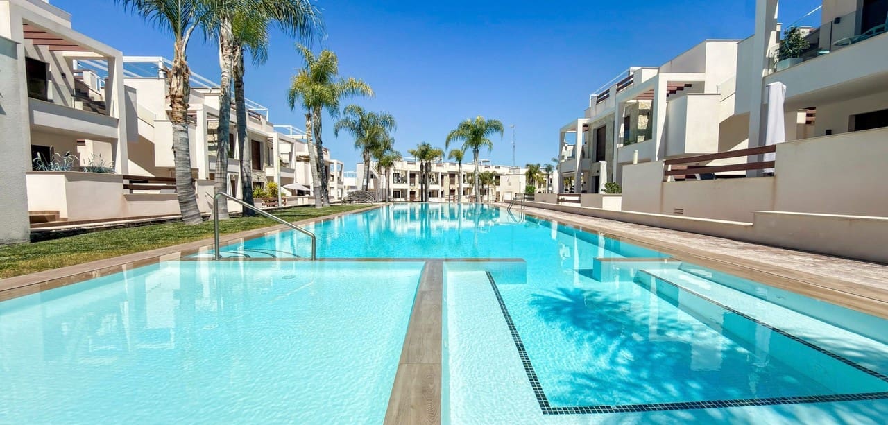 2 slaapkamer Appartement te koop in Torrevieja - € 312.500 (Ref: 9783647)