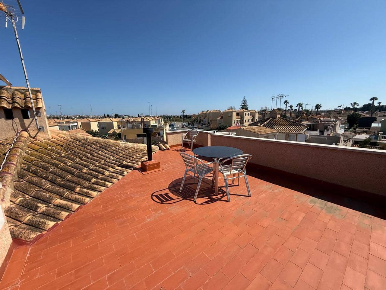 3 chambre Maison de Ville à vendre à Torrevieja avec piscine - 230 000 € (Ref: 9784104)