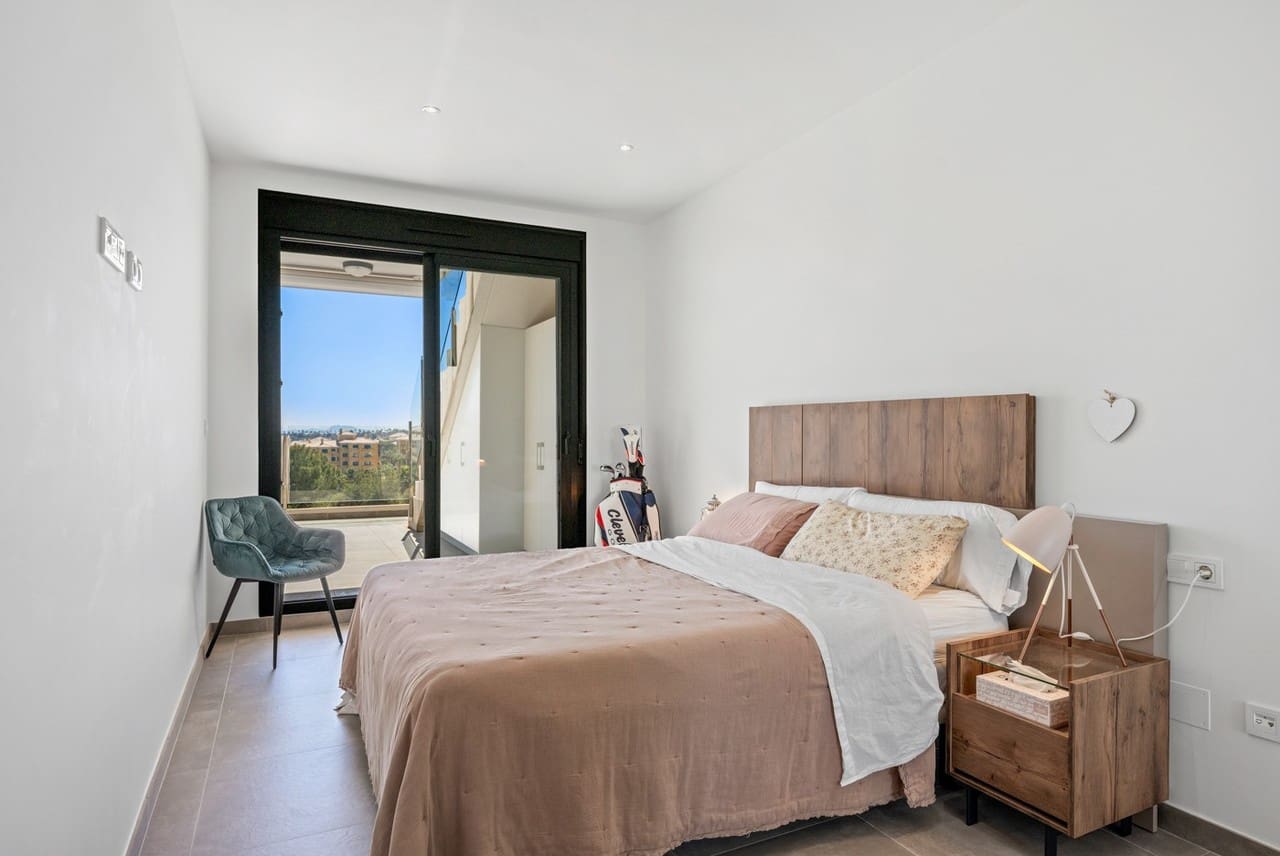 2 slaapkamer Appartement te koop in Orihuela Costa - € 349.000 (Ref: 9788201)