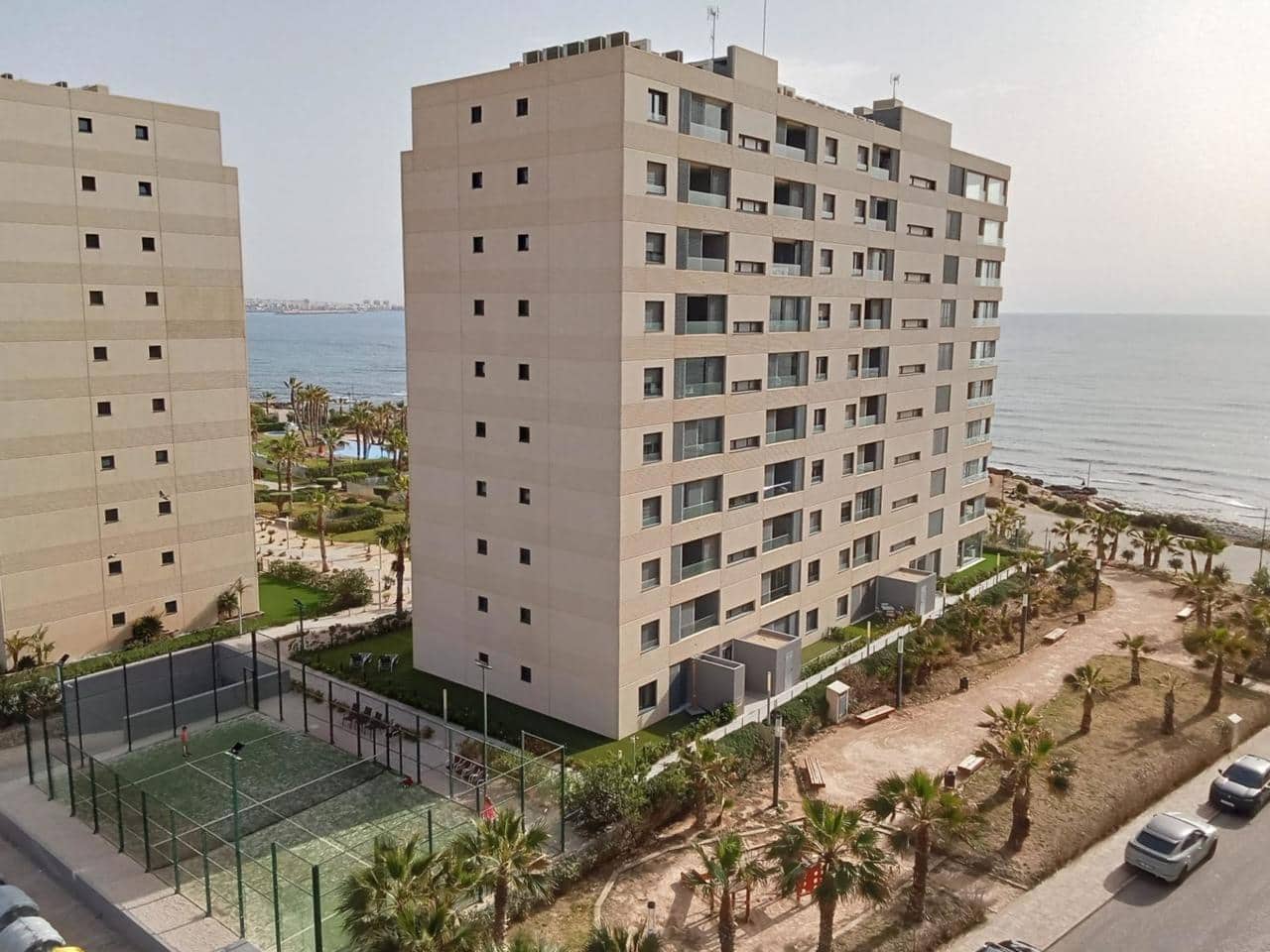 2 slaapkamer Appartement te koop in Torrevieja met zwembad - € 539.000 (Ref: 9794286)