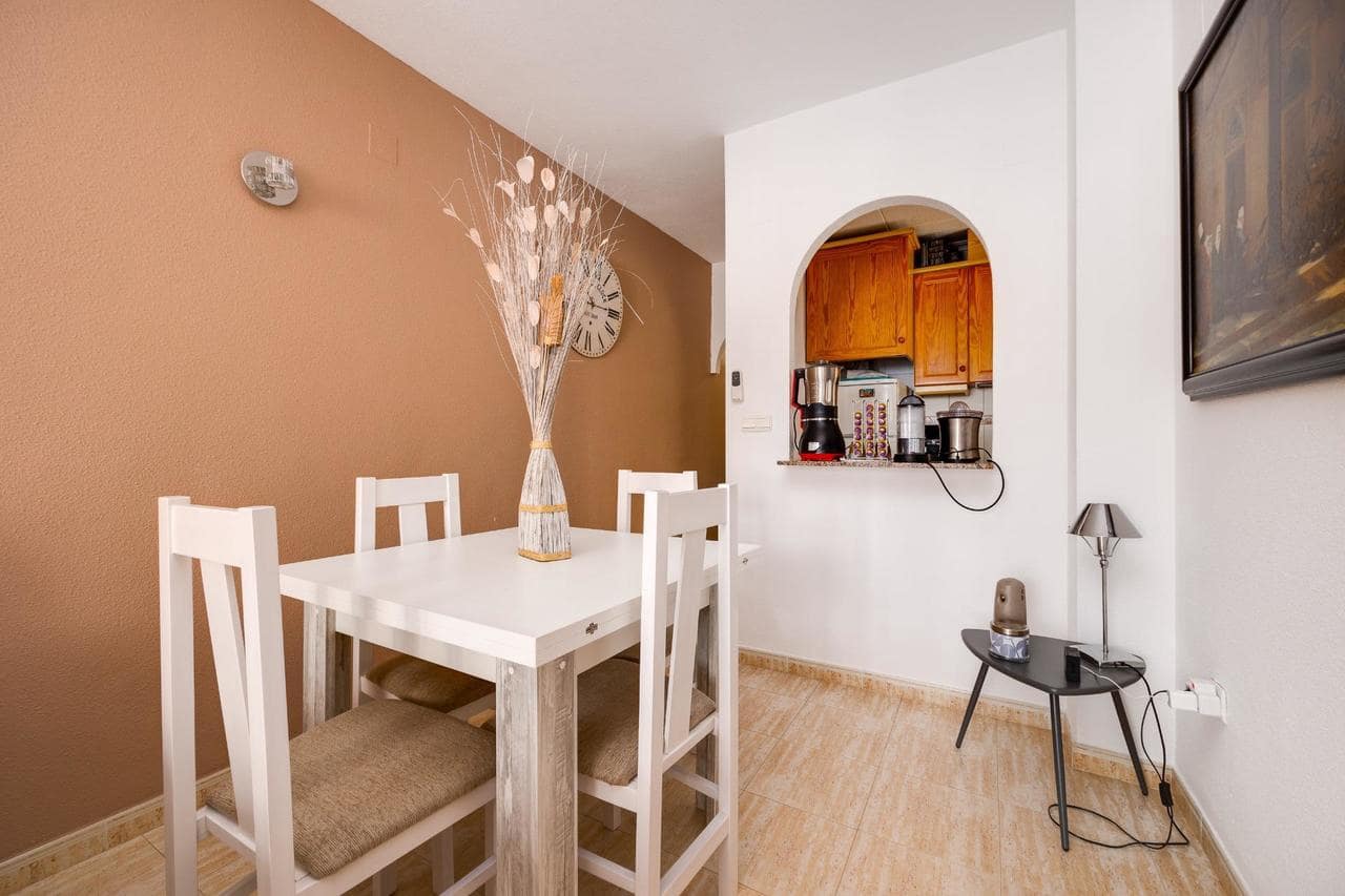 2 sypialnia Apartament na sprzedaż w Torrevieja z basenem - 140 000 € (Ref: 9794287)