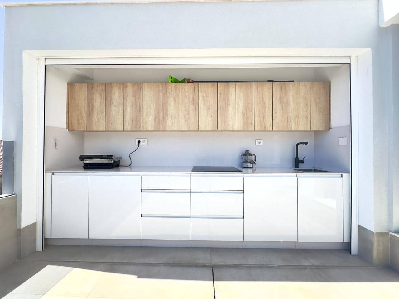 3 slaapkamer Appartement te koop in San Pedro del Pinatar met zwembad - € 410.000 (Ref: 9796162)