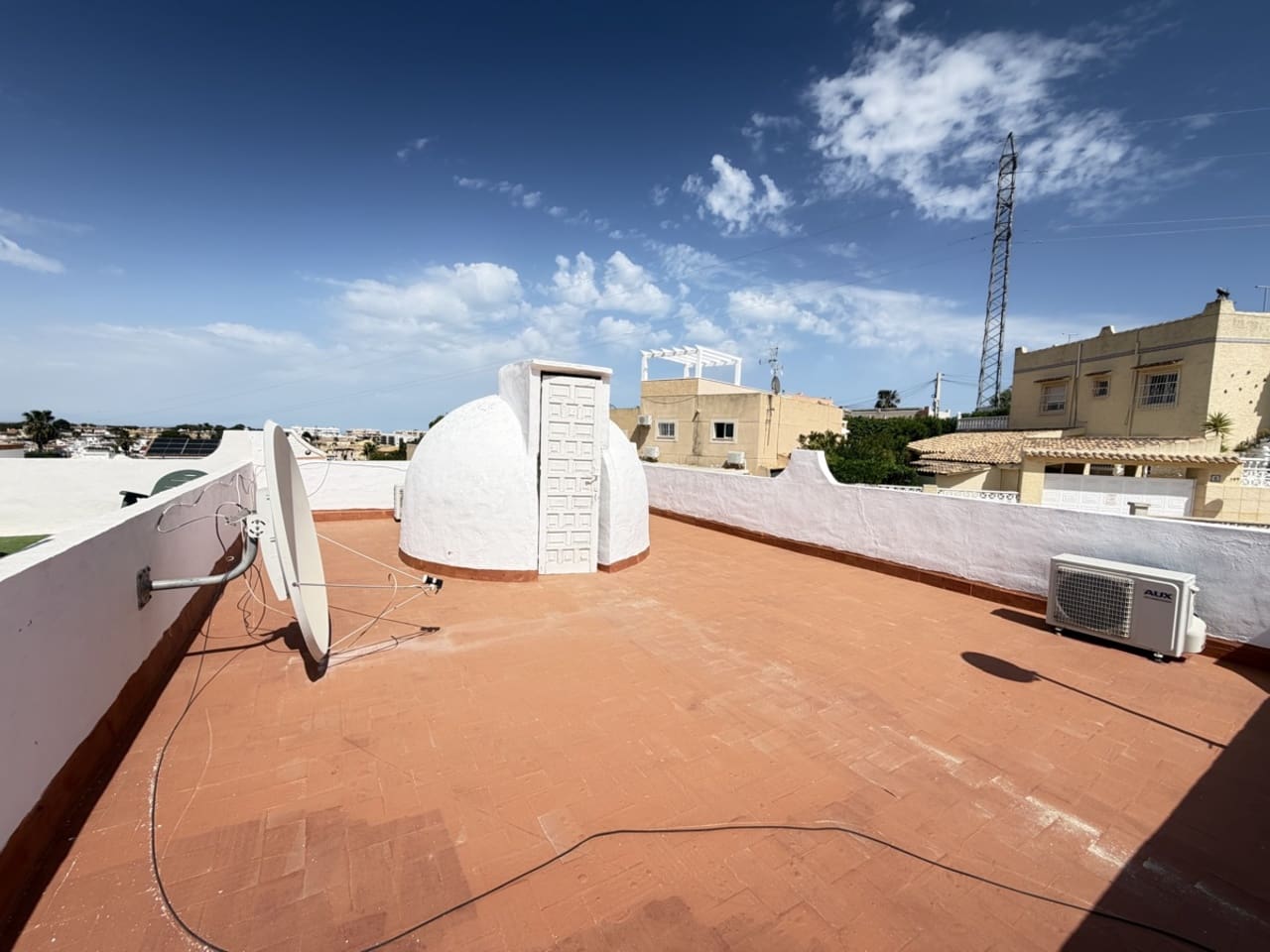 2 makuuhuone Bungalow myytävänä paikassa Villamartin - 219 995 € (Ref: 9796163)