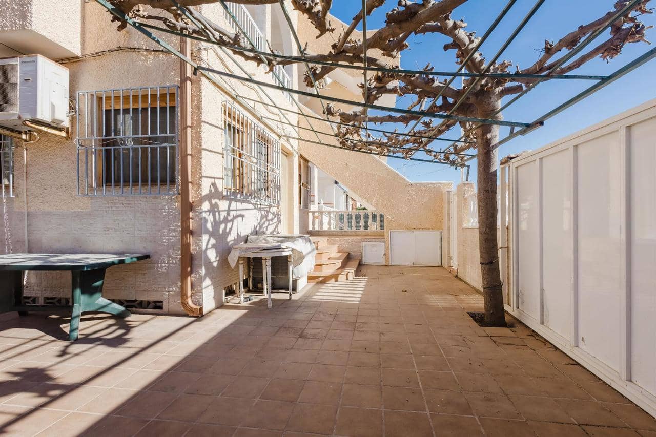 3 makuuhuone Bungalow myytävänä paikassa Torrevieja - 253 000 € (Ref: 9796167)