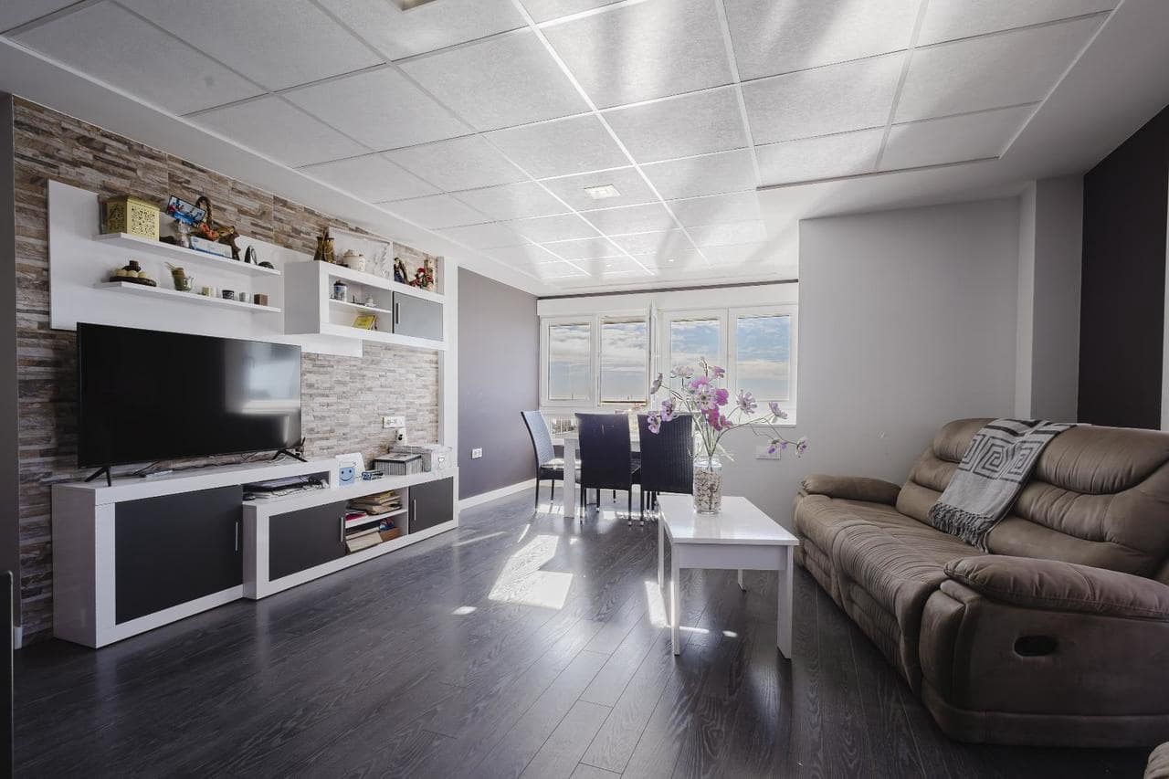 3 quarto Apartamento para venda em Torrevieja - 389 500 € (Ref: 9796174)