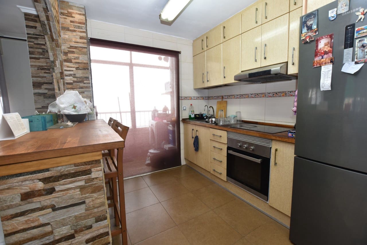 2 chambre Appartement à vendre à Torrevieja - 156 000 € (Ref: 9796183)