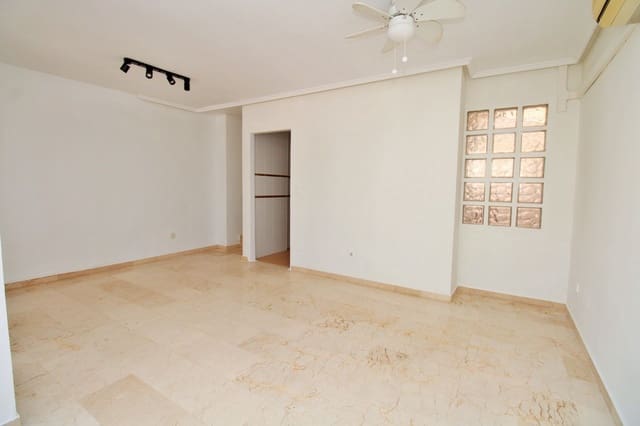 3 chambre Maison de Ville à vendre à Villamartin, Orihuela avec piscine - 229 000 € (Ref: 9796188)