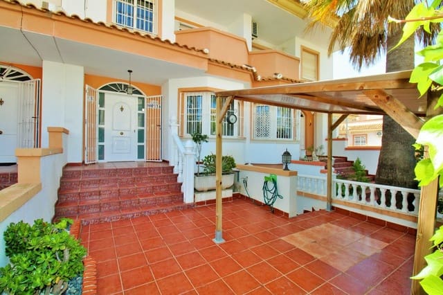 3 chambre Maison de Ville à vendre à Villamartin, Orihuela avec piscine - 229 000 € (Ref: 9796188)