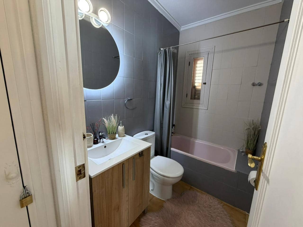 Casa de 3 habitaciones en Torrevieja en venta con piscina - 249.900 € (Ref: 9798945)