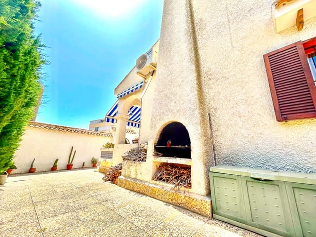 3 Zimmer Villa zu verkaufen in La Zenia, Orihuela mit Pool Garage - 630.000 € (Ref: 9800552)