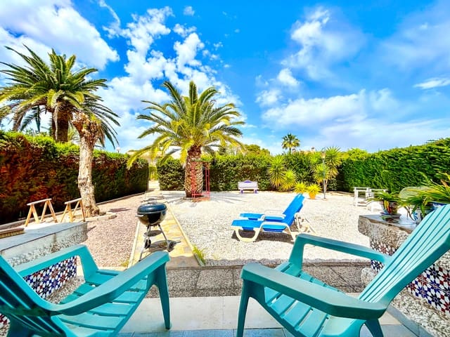 3 Zimmer Villa zu verkaufen in La Zenia, Orihuela mit Pool Garage - 630.000 € (Ref: 9800552)